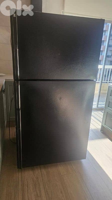 refrigerator 0