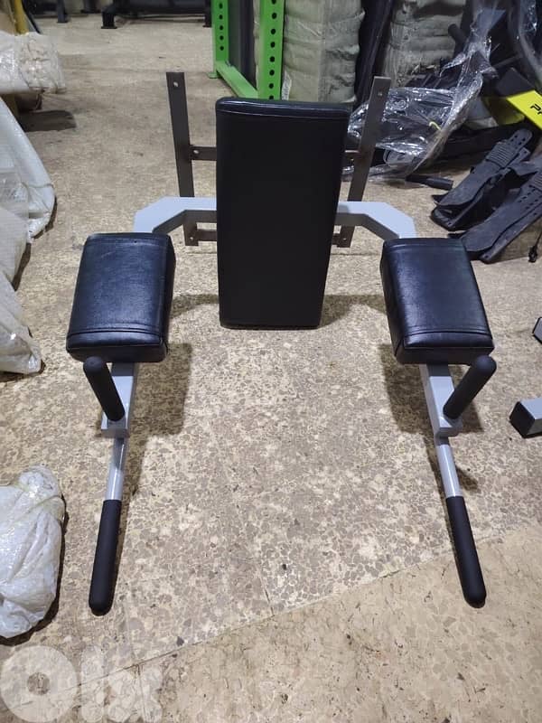 dips and ups machine like new 1