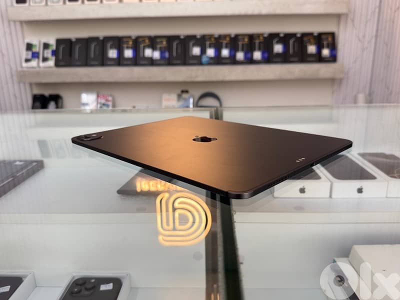 Ipad Pro 256Gb 13-inch (M4) 5G Very Clean in Exellent Condition 3