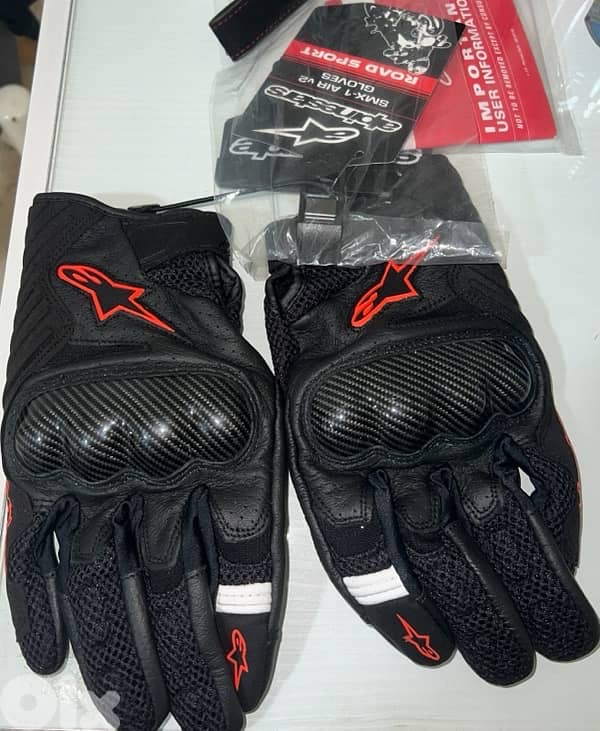 alpinestars SMX-1 Air V2 gloves 2