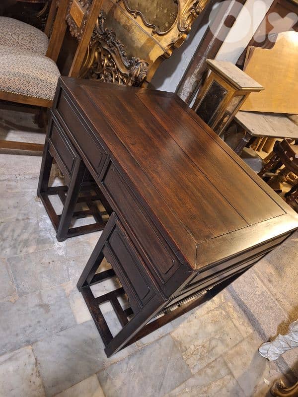 مكتب خشب جوز مسيف رائع جدا مميز ناعم انتيك قديم 6