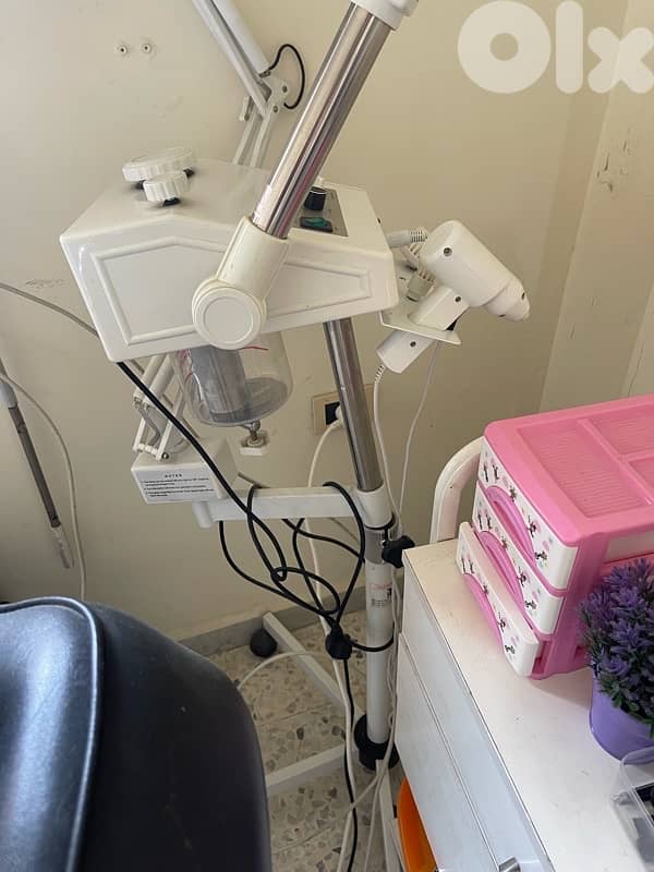 مكنة بخار للوجه 1