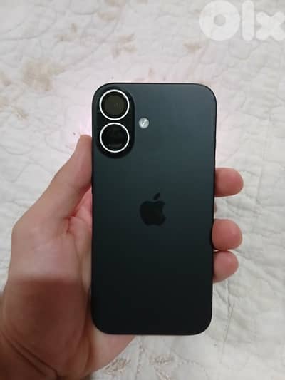 iPhone 16 128  like new usd 2 months 0 scratch 85 cycle count