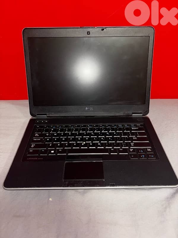 Lightly Used Dell Laptop 0