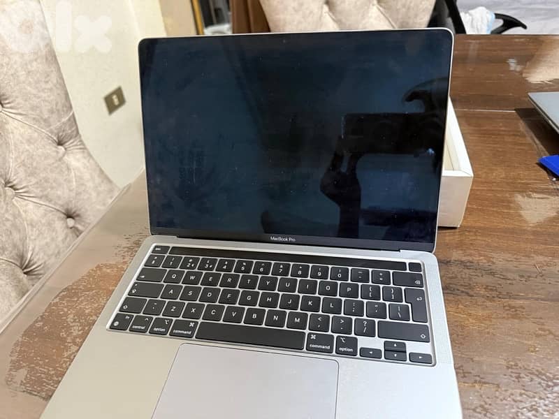 apple macbook pro m2 for sale very good condition. 3