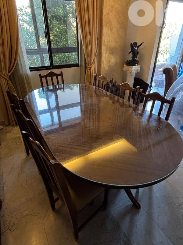 Dining room for 8 persons 0
