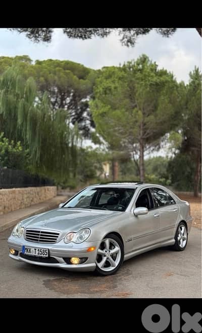 Mercedes-Benz C-Class 2005