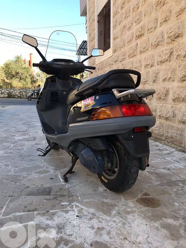 jdide ba3da l moto ma na2esa berghe 2