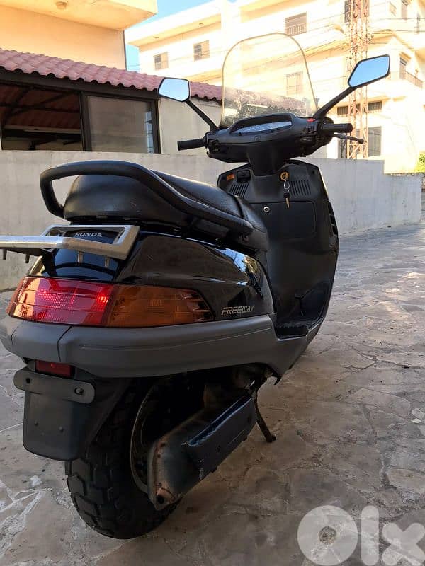 jdide ba3da l moto ma na2esa berghe 3