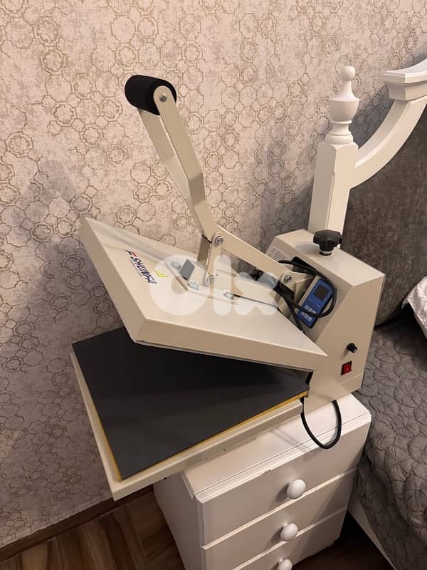 Heat press machine آلة طباعة حرارية 1