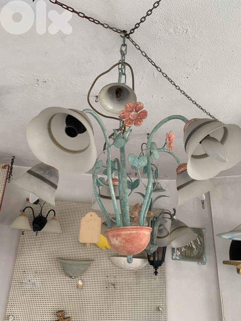 Clearance Sale Lighting اجهزة انارة وثريات 3