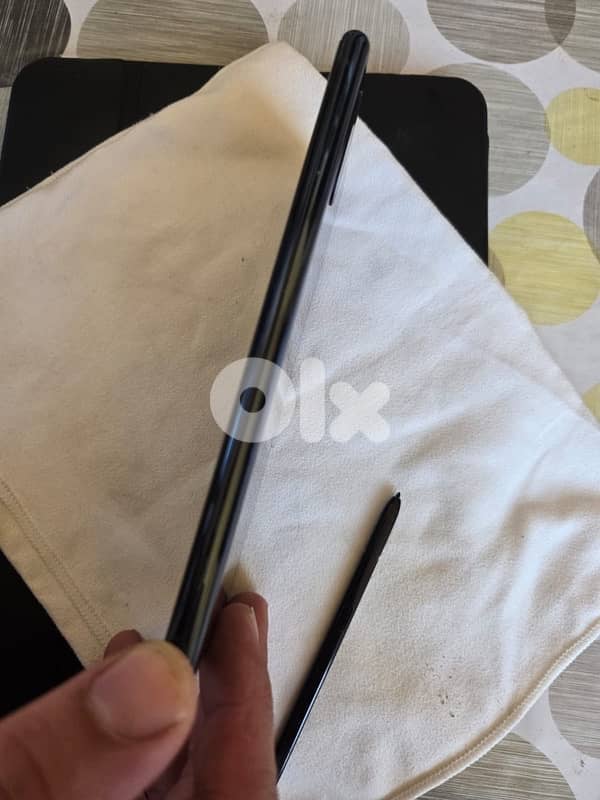 note 10 plus 3