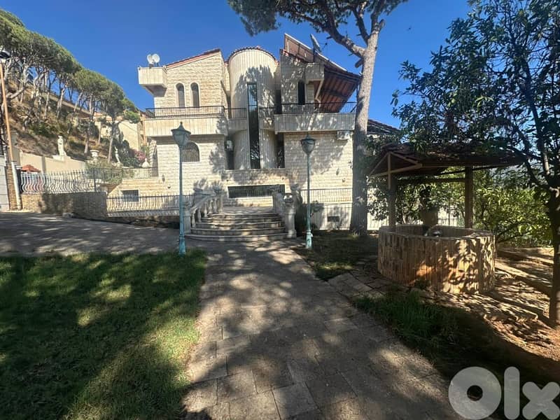 High End Finishing Villa For Sale In Broumana فيلا للبيع في برومانا 0