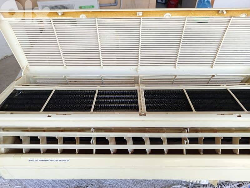 AC general 12000w شبه جديد للبيع 4
