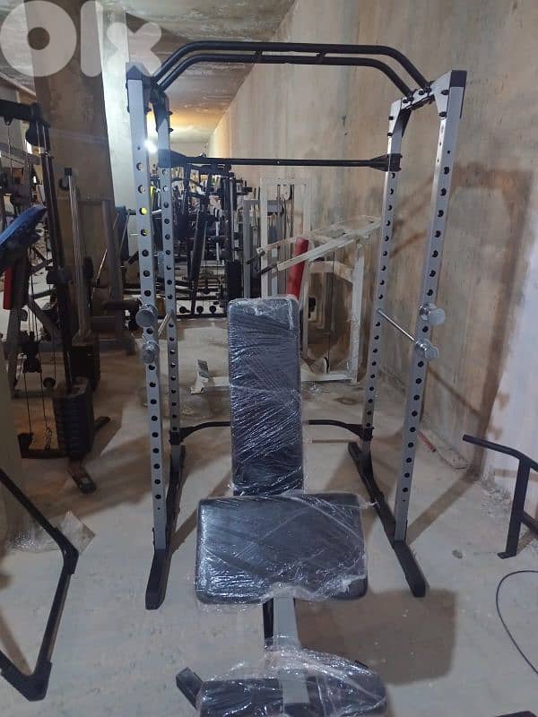 Squat Rack Cage Geo Gym Equipment معدات رياضية متنوعة 0