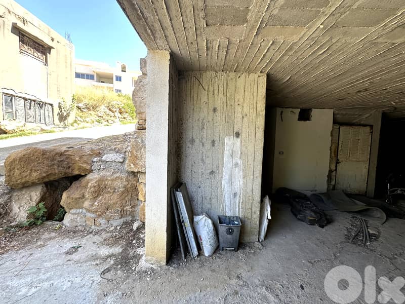 RWK112DZ - Core and Shell Building For Sale In Hrajel 7