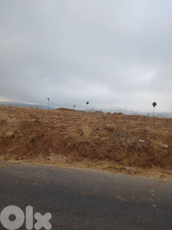 أرض للبيع في معاصر الشوف land for sale in chouf 0