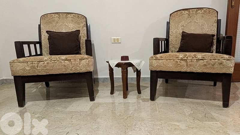 2 Sofa Sets with Curtains 1
