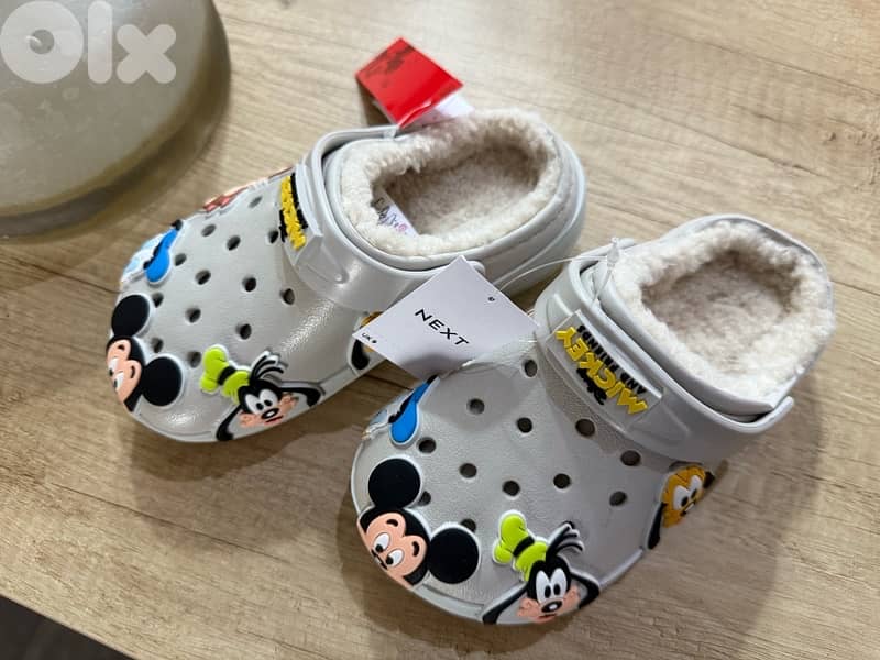Neutral Mickey Warm lined Slippers Clogs 1