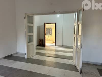 apartment in mar mkhayel near port Beirut 5 min from Aub