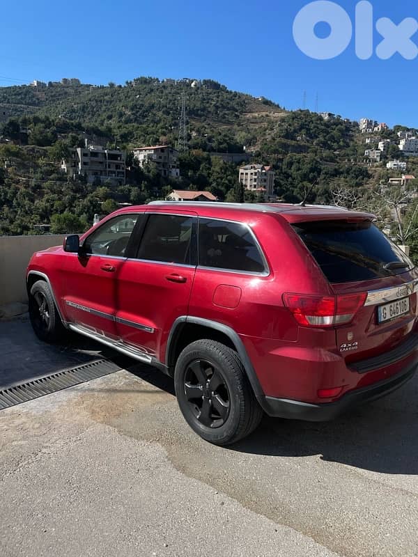 Jeep Grand Cherokee 2011 0