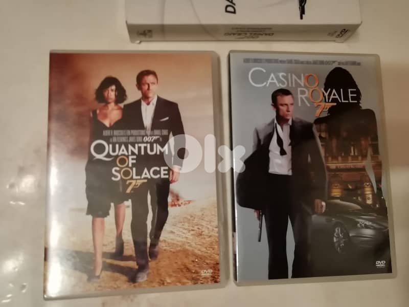 Two Daniel Craig Bond movies box 2