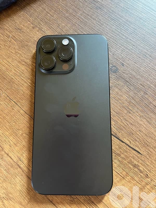 iPhone 16 Pro Max 2