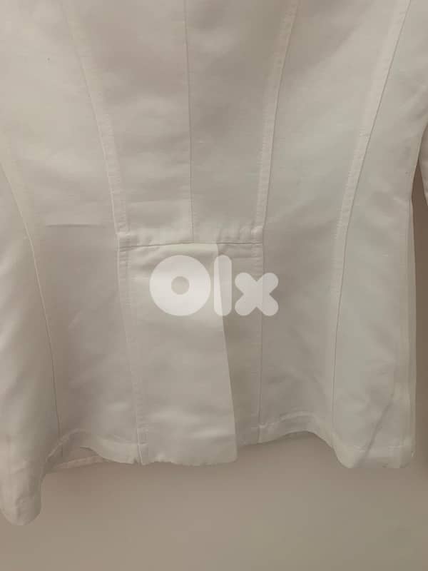 white jacket 4