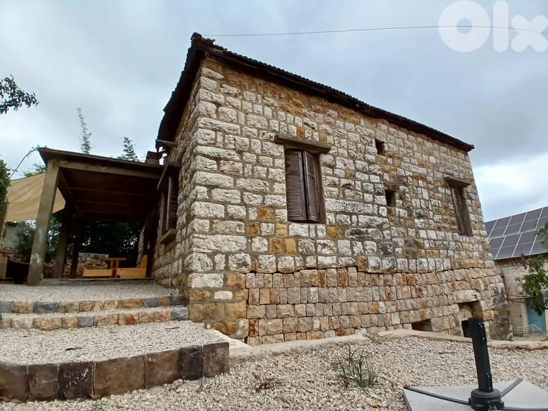 L19155 - 1,130 SQM Land With Old House For Sale in Beit Chabeb 3