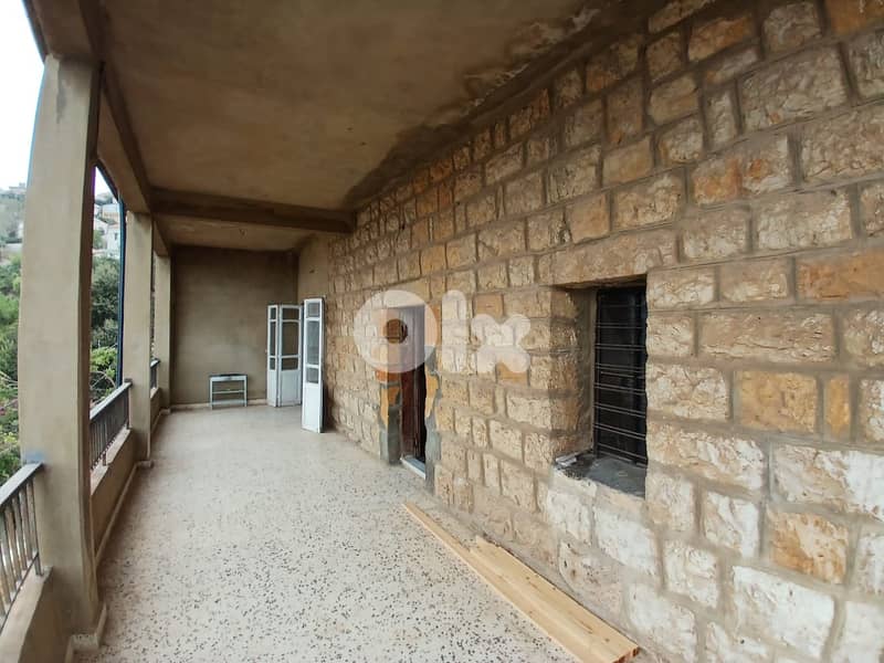 L19155 - 1,130 SQM Land With Old House For Sale in Beit Chabeb 5