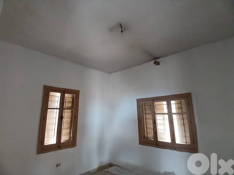 L19155 - 1,130 SQM Land With Old House For Sale in Beit Chabeb 7
