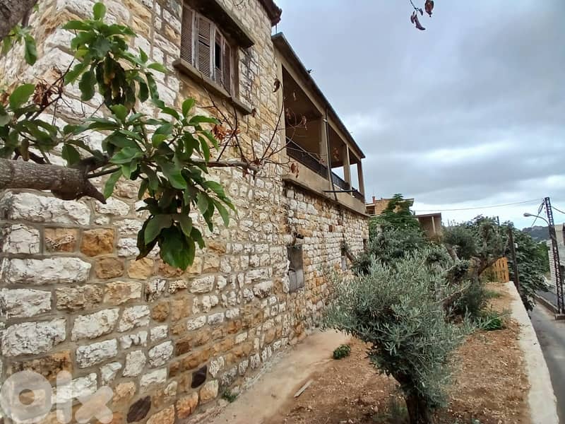 L19155 - 1,130 SQM Land With Old House For Sale in Beit Chabeb 15