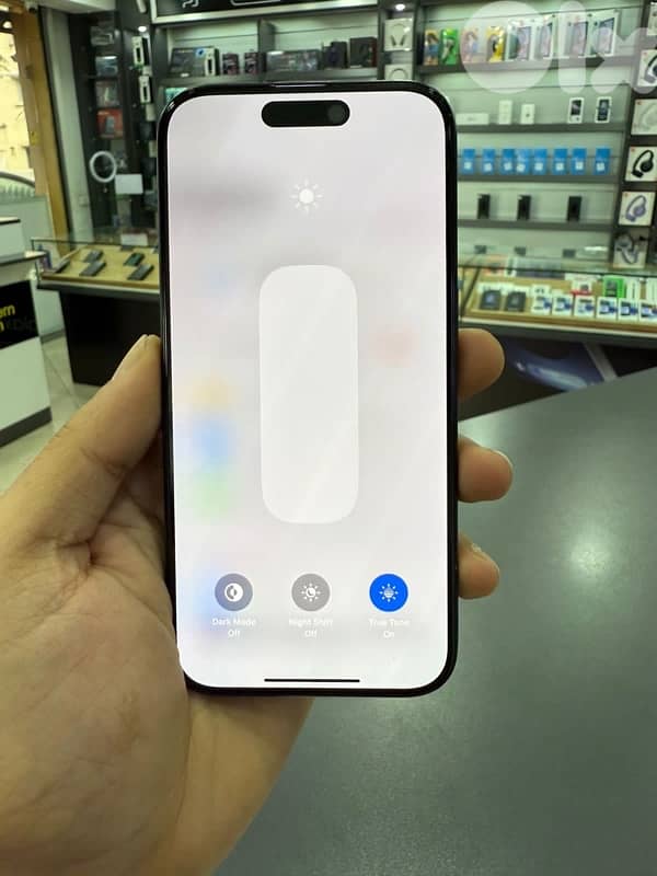 IPHONE 15 PRO 256GB USED 5