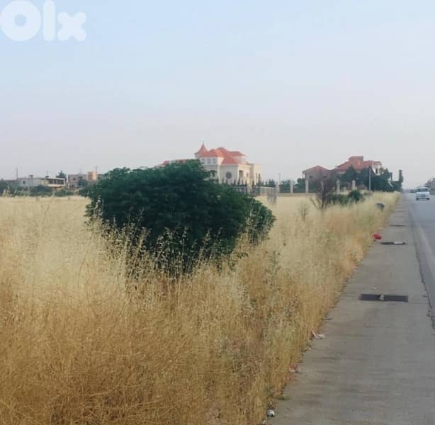 موقع استراتيجي مباشر على الأوتستراد الدولي السعر بالدونم 0