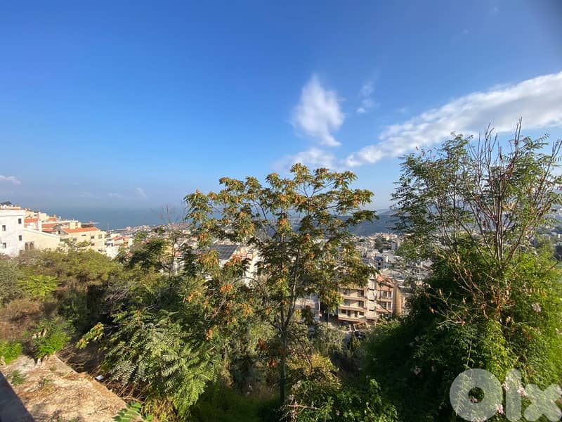 Apartment for sale in Mazraat Yachou3/Garden 0