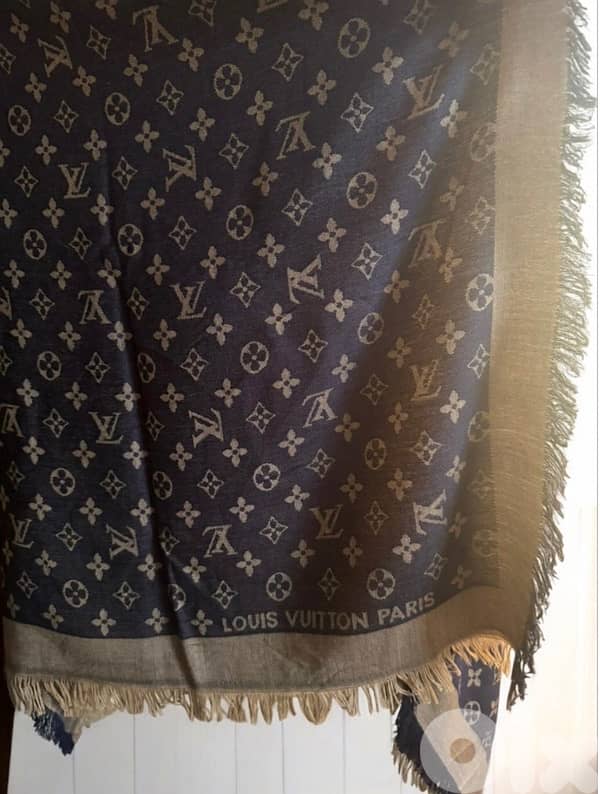 authentic Louis Vuitton 2