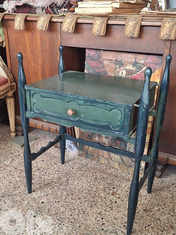 green wooden commode 3