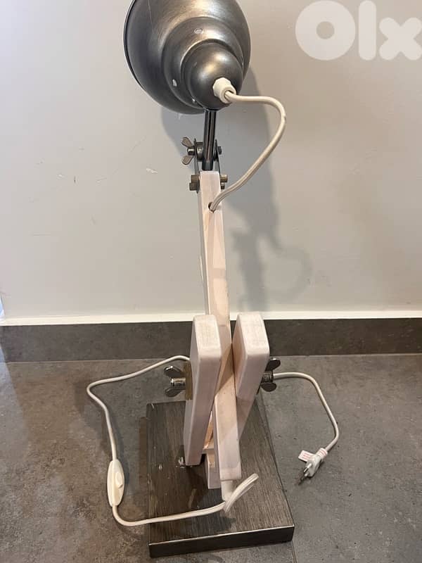 Articulated wood and metal desk lamp – Scandinavian/industrial style 2