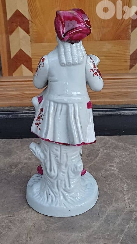 antique 5
