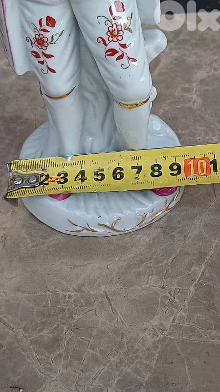 antique 8