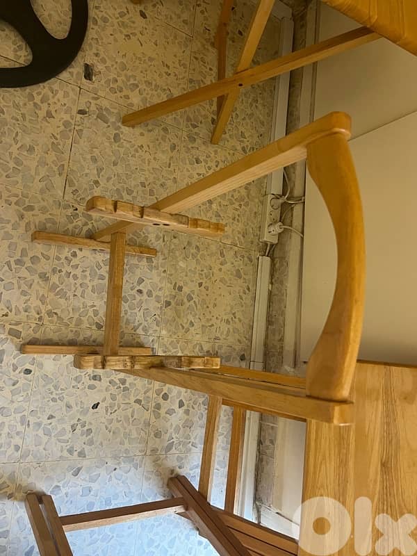 corner tables 0