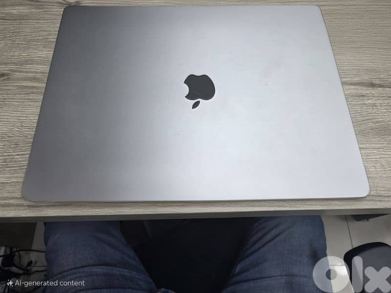MacBook pro m1 2021 A2485 1