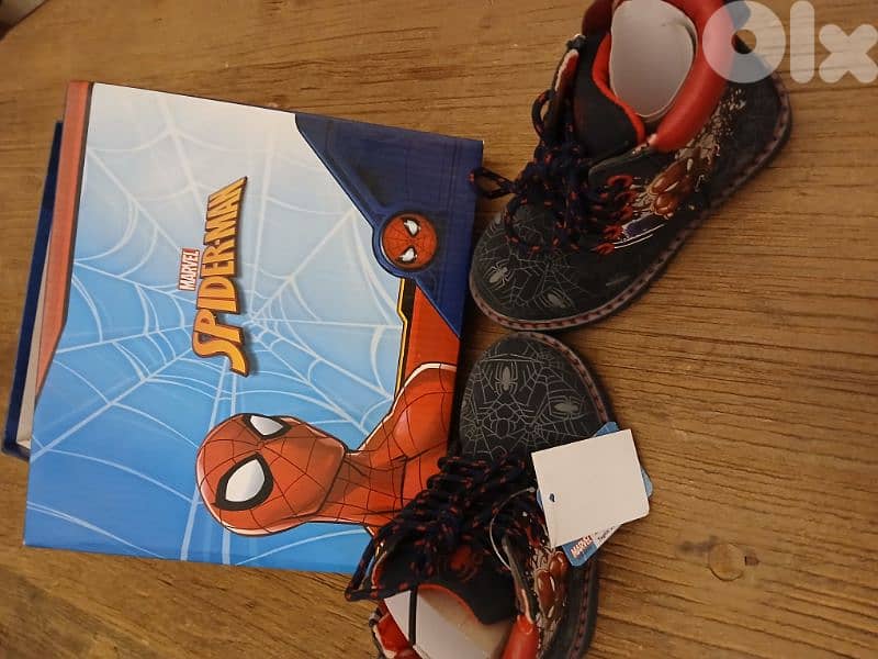 Spiderman boots 1