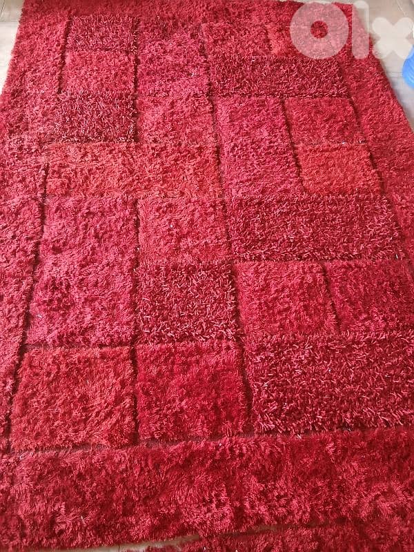 ٤ سجادات للبيع بحالة ممتازة ونضاف ومغسولين 2