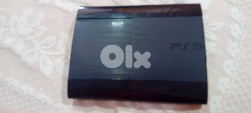 ps3 super slim /only people from Lebanon buy it 0