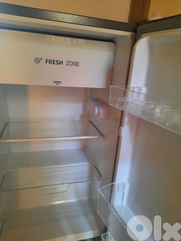 selling used refrigerator 0