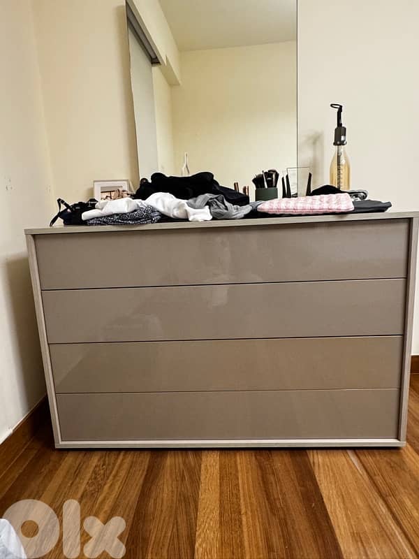 Bedrooms 3