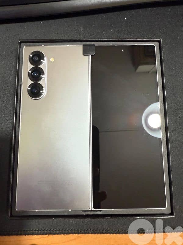 like new fold 6 8