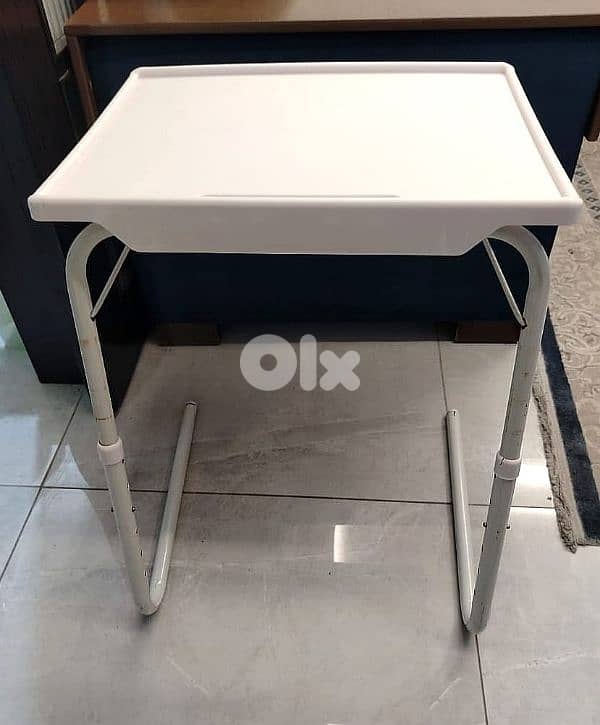 طاولة دراسة وطعام لشخص واحد اللون ابيض 4