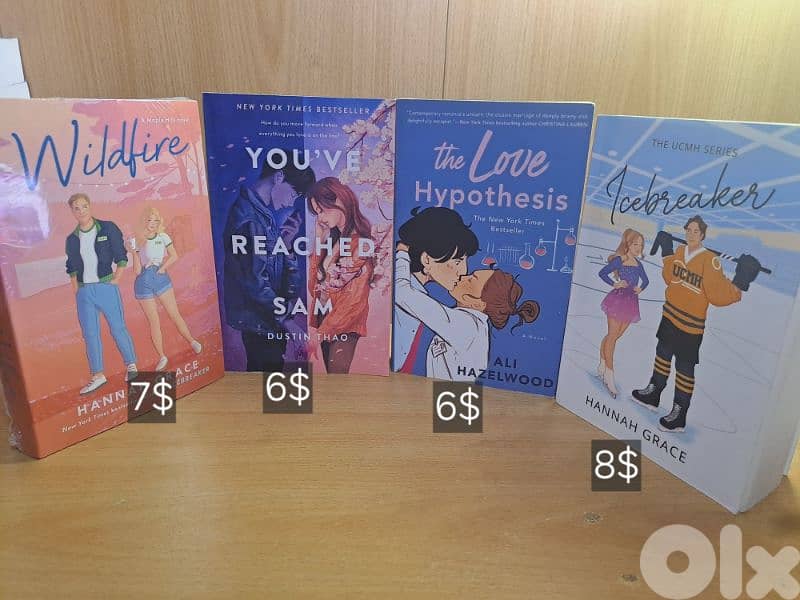 Best sellers books for famous authors Colleen Hoover and Anna Huang 0